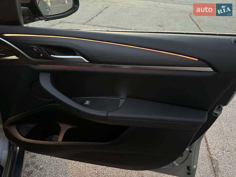 Внедорожник / Кроссовер BMW X3 2024 в Харькове