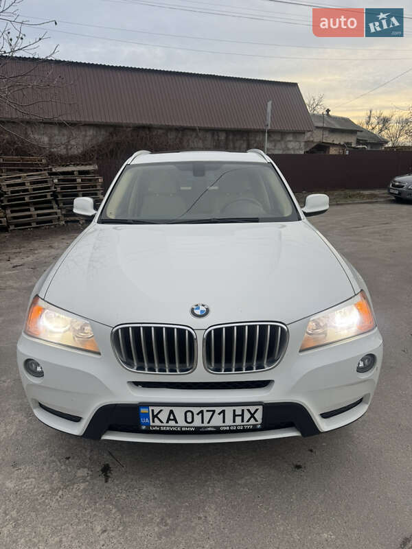 Внедорожник / Кроссовер BMW X3 2013 в Киеве