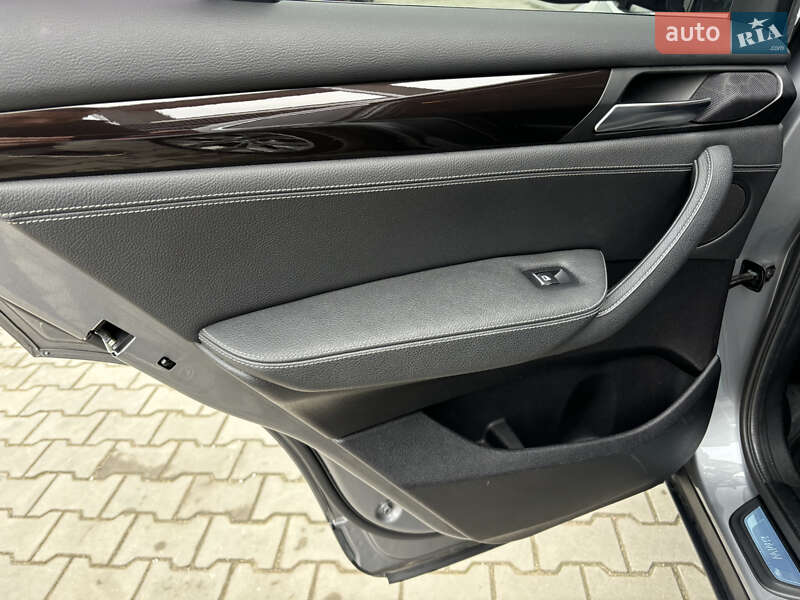 Внедорожник / Кроссовер BMW X3 2014 в Черкассах