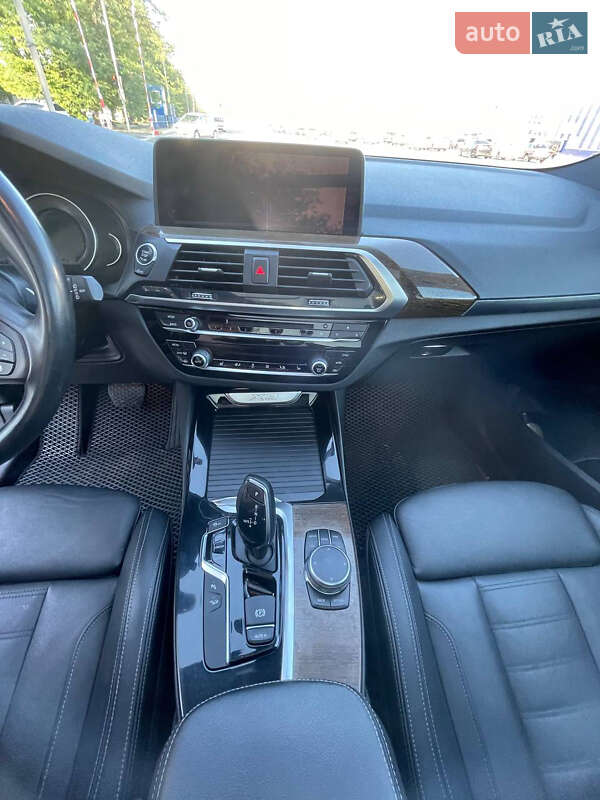 Внедорожник / Кроссовер BMW X3 2017 в Одессе