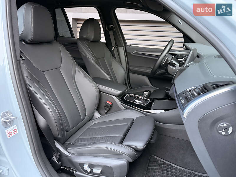 Внедорожник / Кроссовер BMW X3 2022 в Киеве