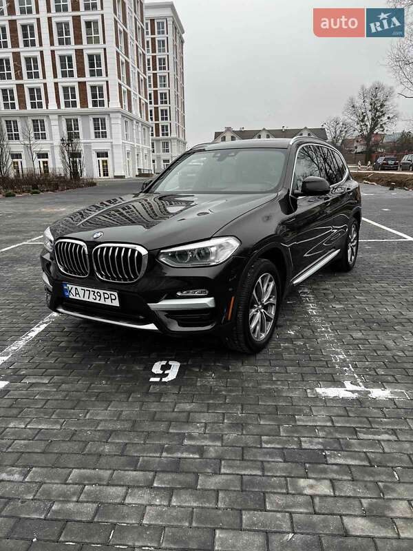 Внедорожник / Кроссовер BMW X3 2018 в Киеве