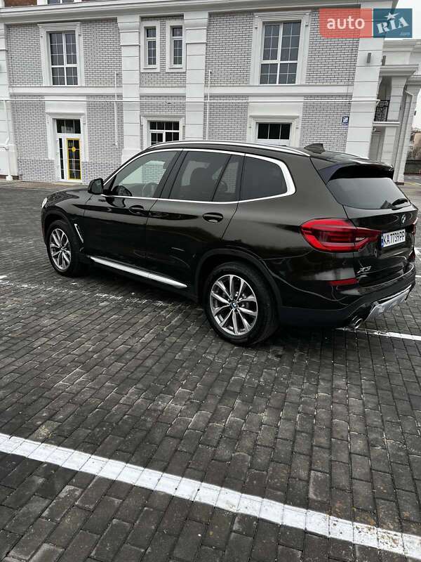 Внедорожник / Кроссовер BMW X3 2018 в Киеве