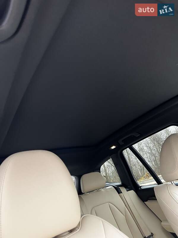 Внедорожник / Кроссовер BMW X3 2018 в Киеве