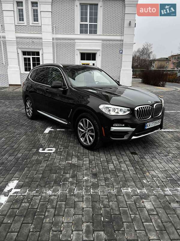 Внедорожник / Кроссовер BMW X3 2018 в Киеве