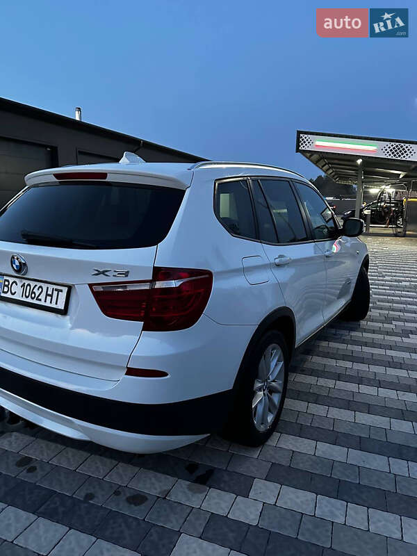 Внедорожник / Кроссовер BMW X3 2012 в Лапаевке фото 4 Внедорожник / Кроссовер BMW X3 2012 в Лапаевке
