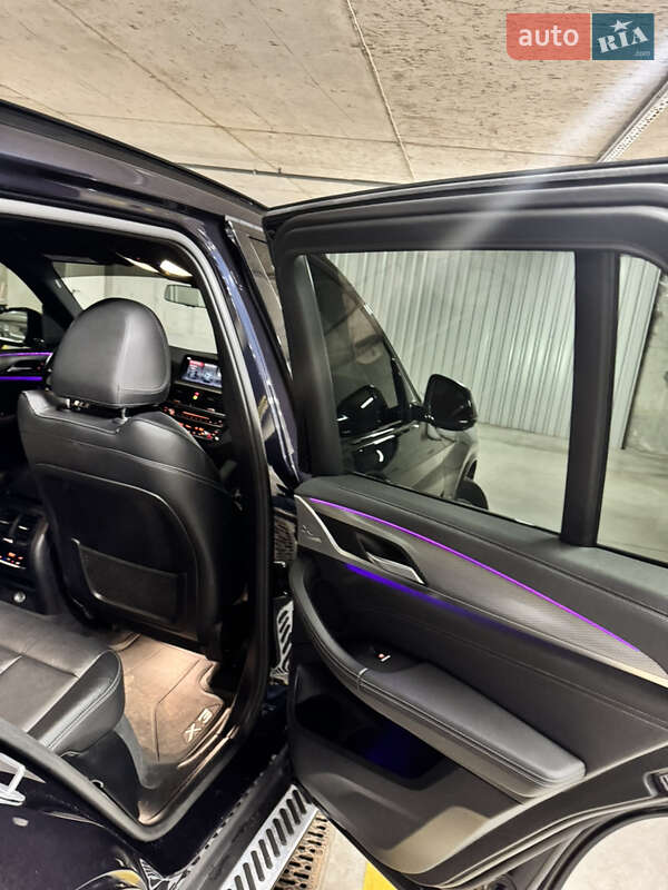 Внедорожник / Кроссовер BMW X3 2018 в Киеве