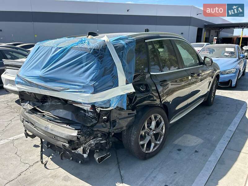 Внедорожник / Кроссовер BMW X3 2023 в Монастырище