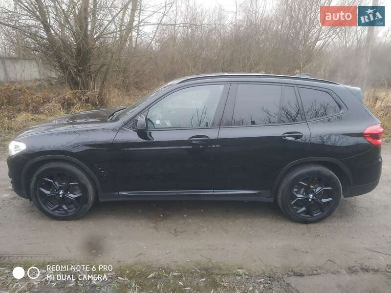 Внедорожник / Кроссовер BMW X3 2021 в Самборе