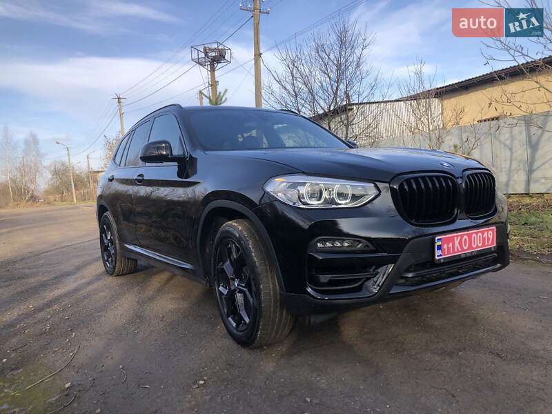 Внедорожник / Кроссовер BMW X3 2021 в Самборе