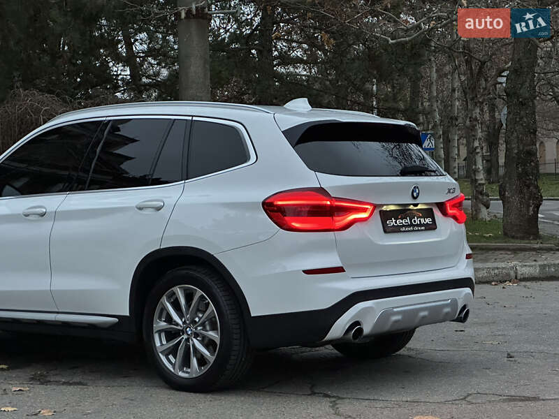 Внедорожник / Кроссовер BMW X3 2017 в Николаеве