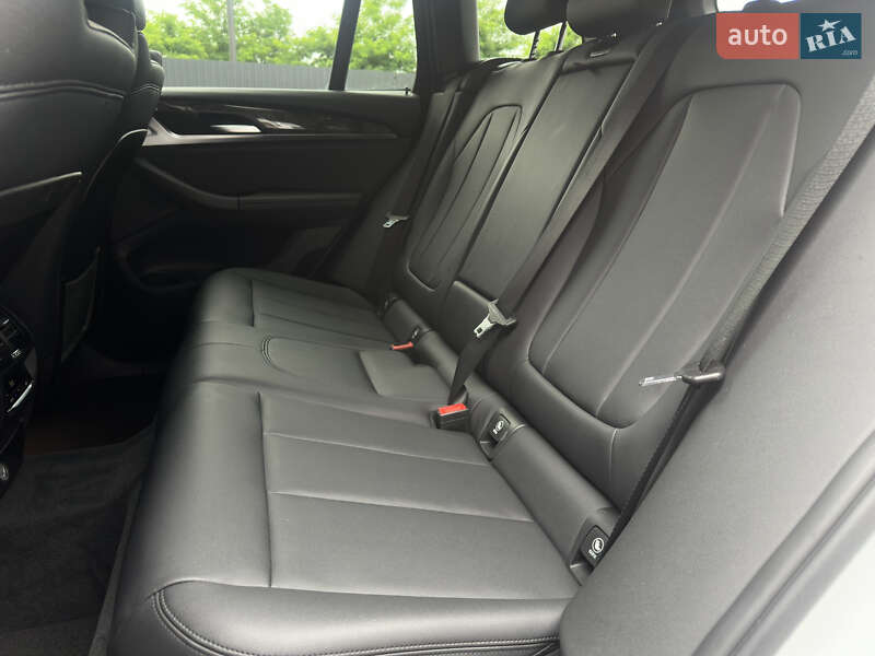 Внедорожник / Кроссовер BMW X3 2017 в Мукачево фото 36 Внедорожник / Кроссовер BMW X3 2017 в Мукачево