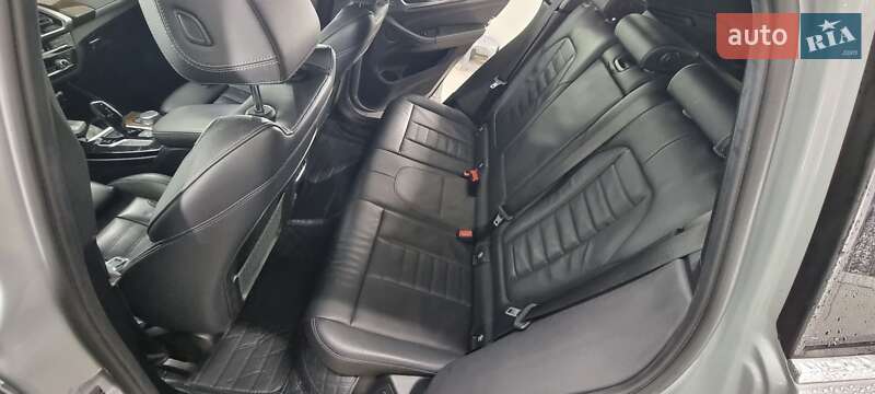 Внедорожник / Кроссовер BMW X3 2018 в Одессе