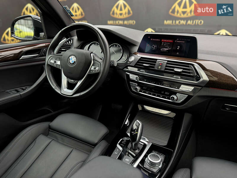 Внедорожник / Кроссовер BMW X3 2021 в Киеве