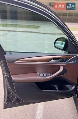 Внедорожник / Кроссовер BMW X3 2020 в Запорожье