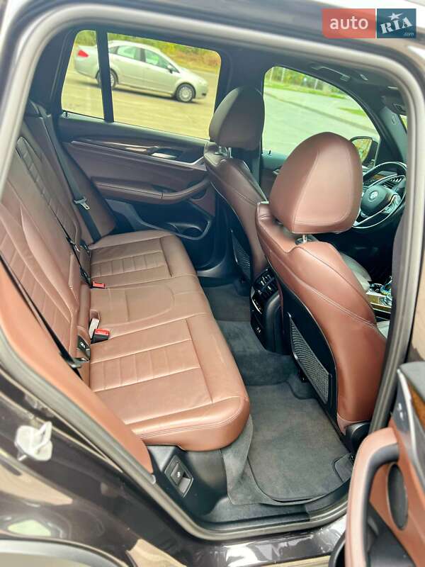 Внедорожник / Кроссовер BMW X3 2020 в Запорожье