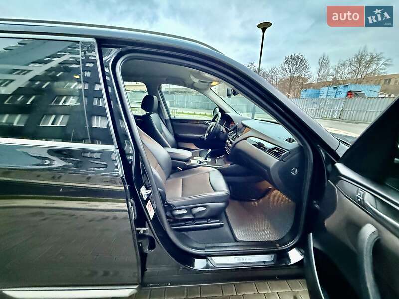 Внедорожник / Кроссовер BMW X3 2016 в Одессе