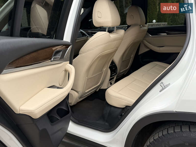 Позашляховик / Кросовер BMW X3 2019 в Тульчині