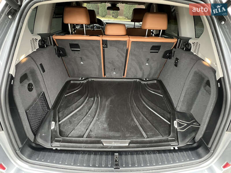 Позашляховик / Кросовер BMW X3 2017 в Новояворівську