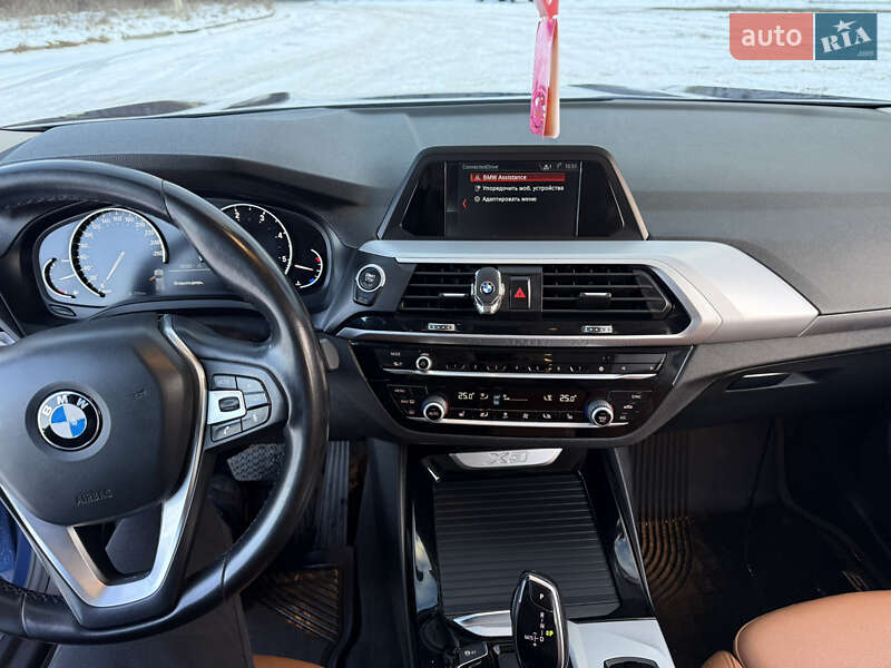 Внедорожник / Кроссовер BMW X3 2018 в Хмельницком