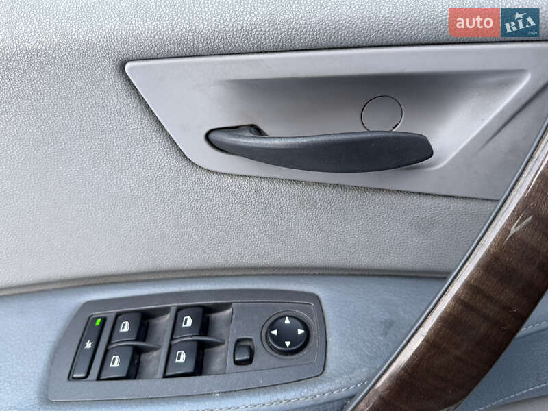 Позашляховик / Кросовер BMW X3 2004 в Полтаві