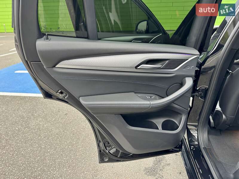 Внедорожник / Кроссовер BMW X3 2020 в Киеве