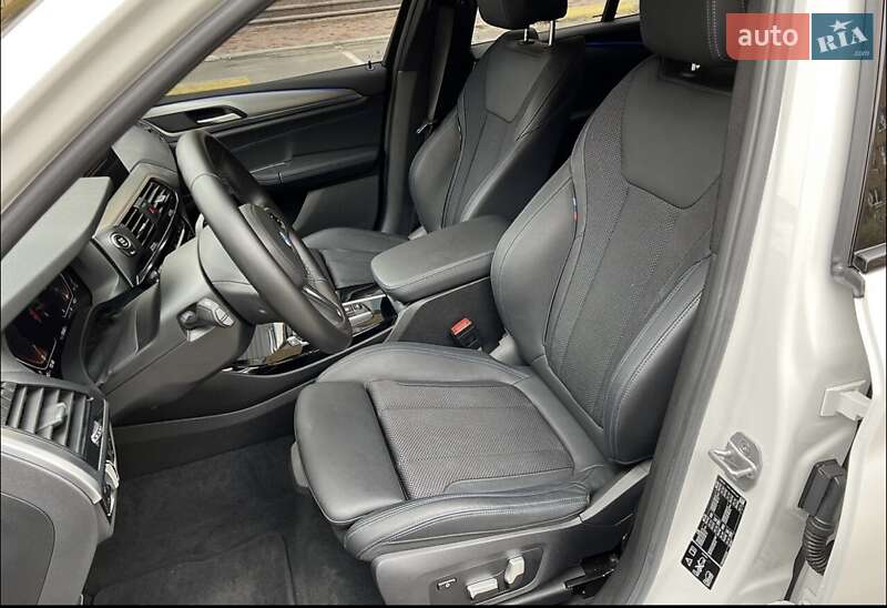 Внедорожник / Кроссовер BMW X3 2021 в Харькове