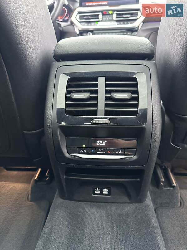 Внедорожник / Кроссовер BMW X3 2021 в Ромнах