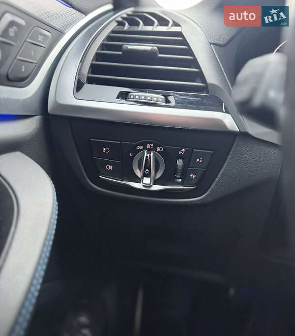 Внедорожник / Кроссовер BMW X3 2021 в Киеве