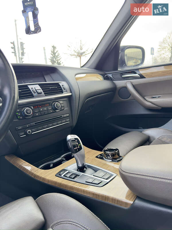 Внедорожник / Кроссовер BMW X3 2013 в Хмельницком