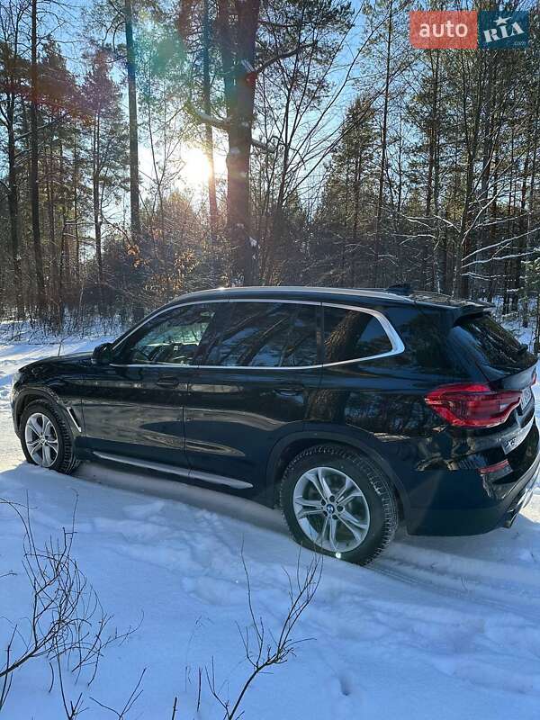 Внедорожник / Кроссовер BMW X3 2019 в Киеве