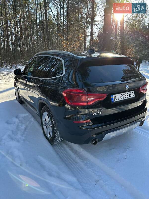 Внедорожник / Кроссовер BMW X3 2019 в Киеве