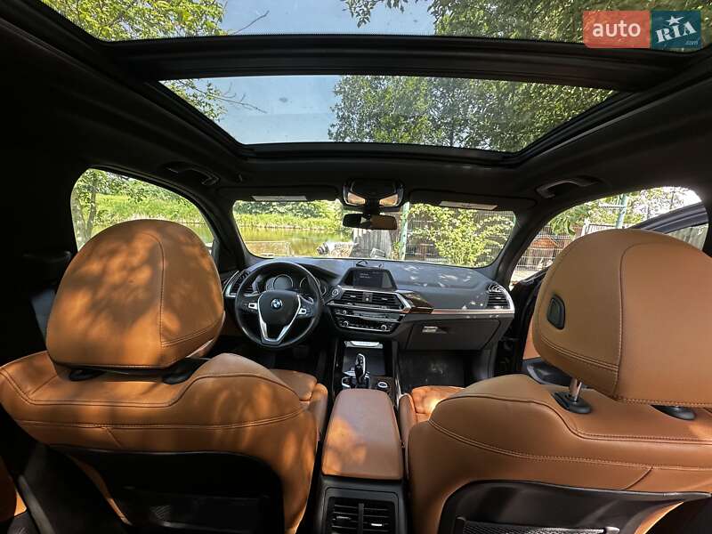 Внедорожник / Кроссовер BMW X3 2019 в Киеве