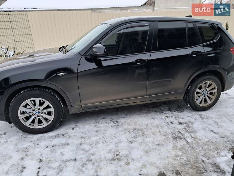 Внедорожник / Кроссовер BMW X3 2015 в Ужгороде