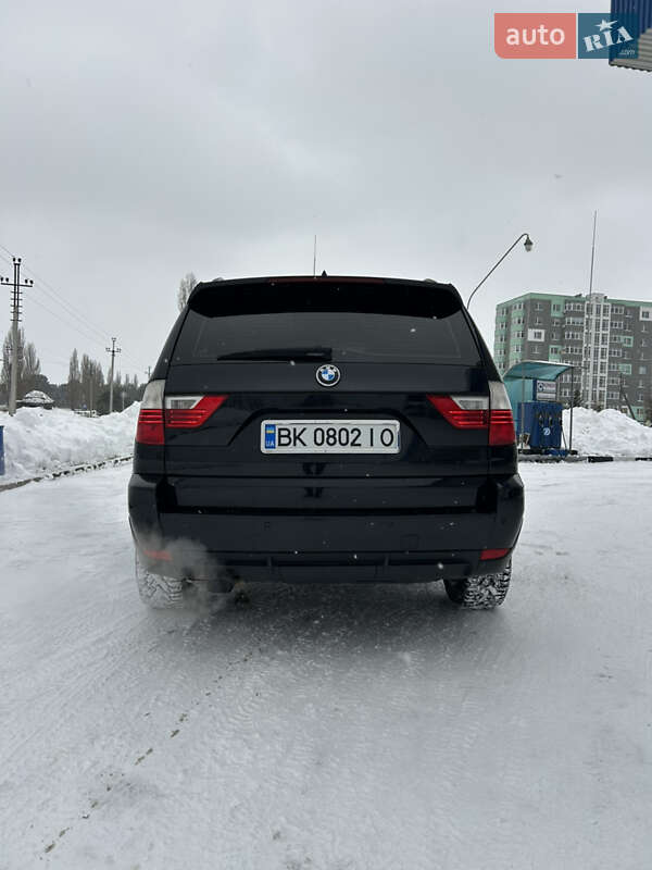 Внедорожник / Кроссовер BMW X3 2008 в Вараше