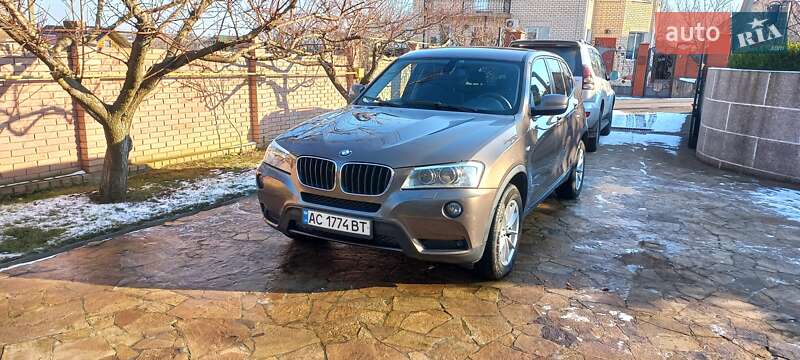 Внедорожник / Кроссовер BMW X3 2012 в Южном