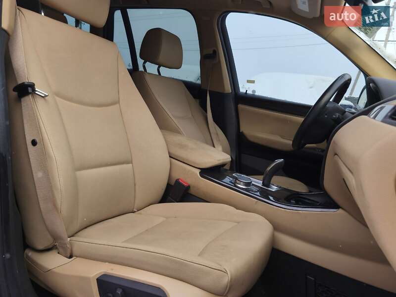Внедорожник / Кроссовер BMW X3 2017 в Луцке