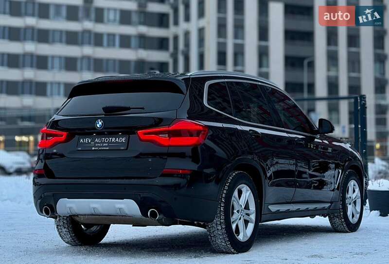 Внедорожник / Кроссовер BMW X3 2019 в Киеве