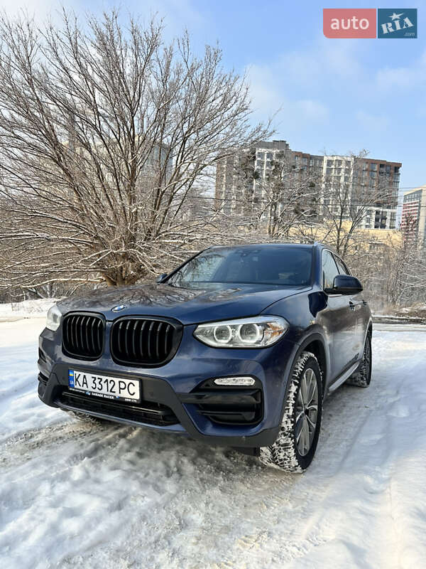 Внедорожник / Кроссовер BMW X3 2018 в Киеве