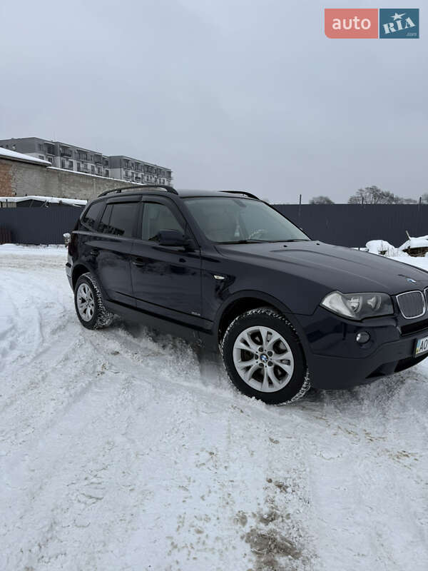 Внедорожник / Кроссовер BMW X3 2008 в Ужгороде