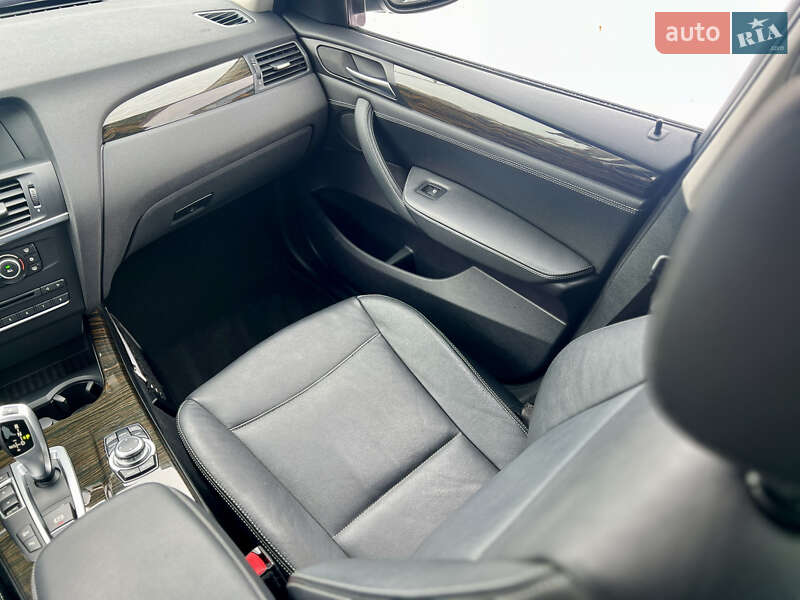 Внедорожник / Кроссовер BMW X3 2013 в Ровно