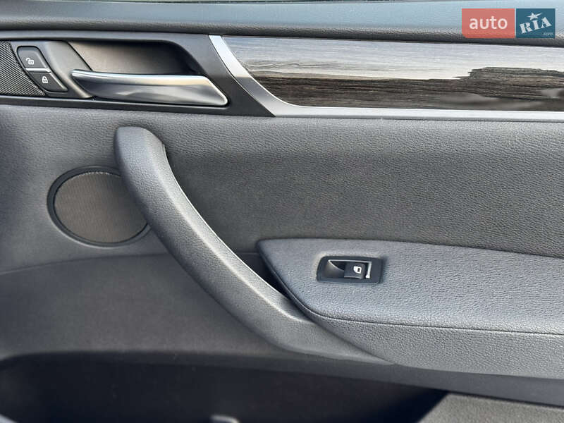 Внедорожник / Кроссовер BMW X3 2017 в Лубнах