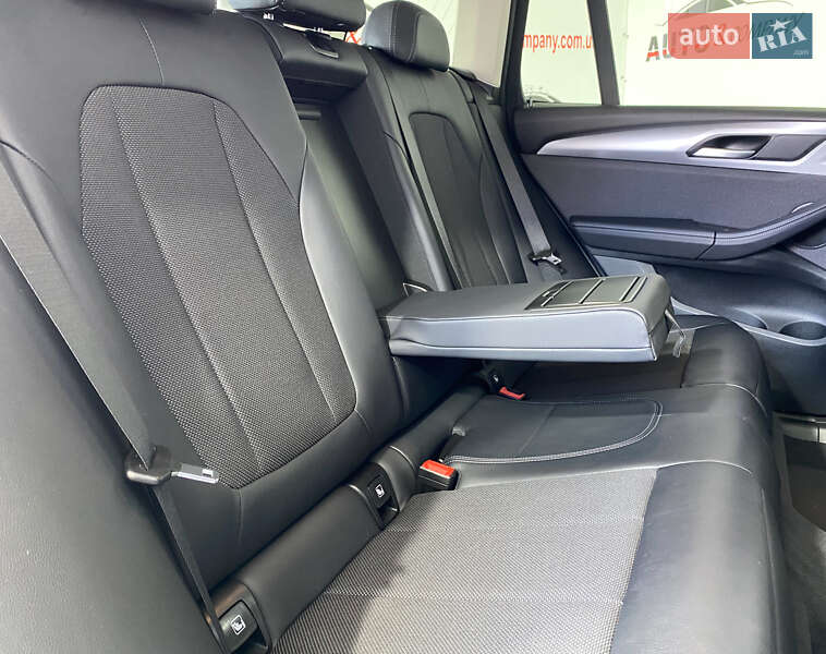 Внедорожник / Кроссовер BMW X3 2021 в Львове