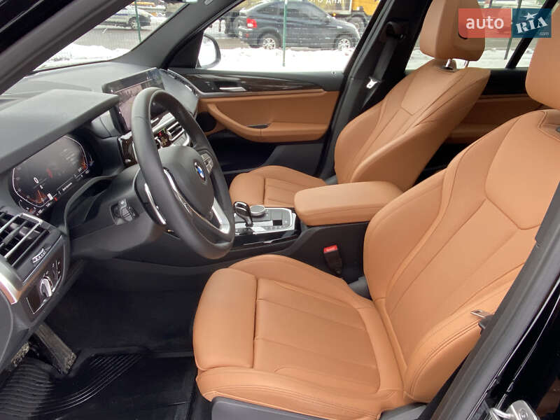 Внедорожник / Кроссовер BMW X3 2023 в Киеве