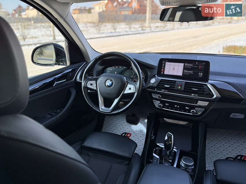 Внедорожник / Кроссовер BMW X3 2020 в Одессе