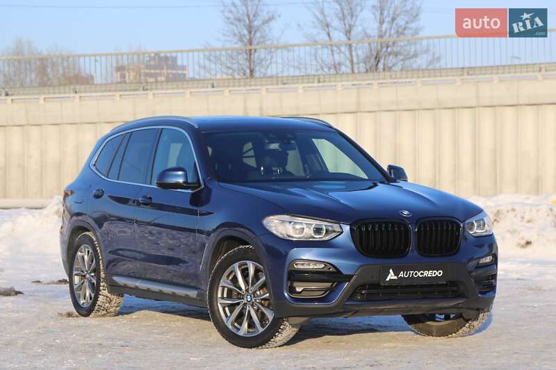 Внедорожник / Кроссовер BMW X3 2018 в Киеве