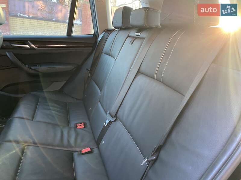 Внедорожник / Кроссовер BMW X3 2016 в Ровно