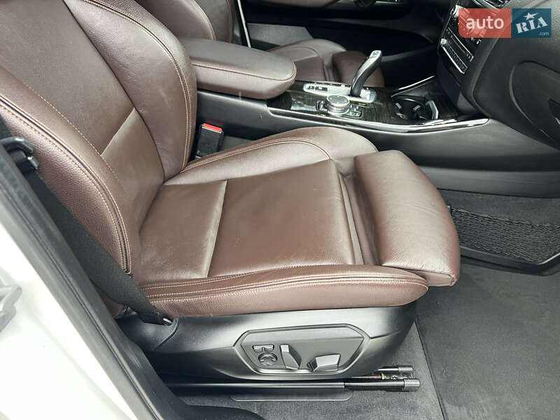 Внедорожник / Кроссовер BMW X3 2015 в Ровно фото 24 Внедорожник / Кроссовер BMW X3 2015 в Ровно
