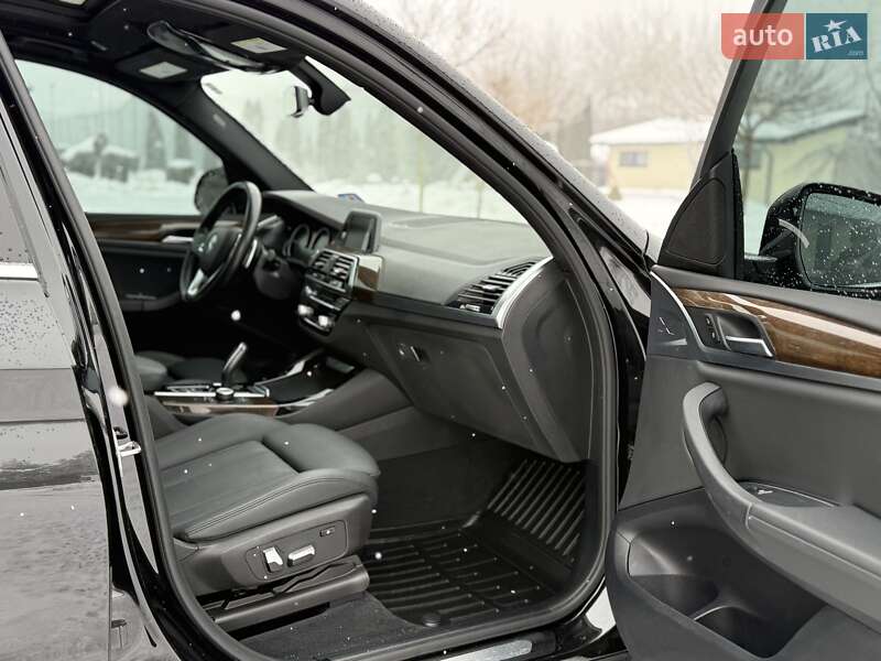 Позашляховик / Кросовер BMW X3 2018 в Львові