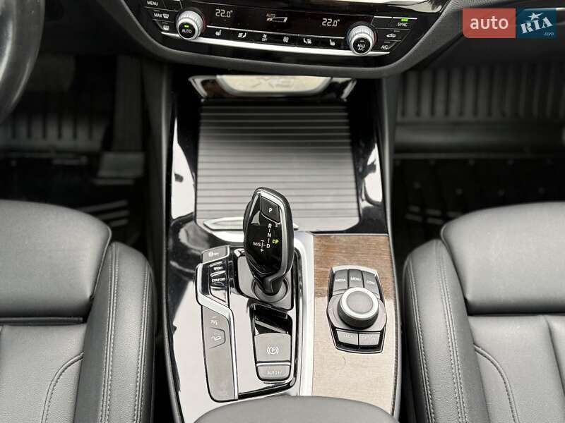 Позашляховик / Кросовер BMW X3 2018 в Львові